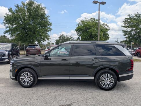 Used 2026 Hyundai Palisade SEL Premium FWD image 8