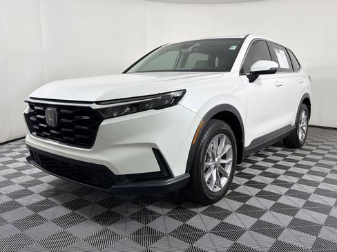 Used 2024 Honda CR-V EX image 3