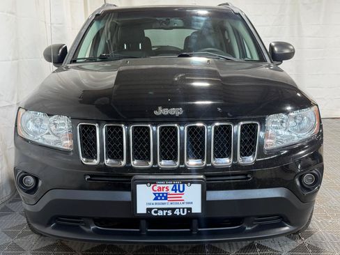 Used 2012 Jeep Compass Limited w/ Sun/Sound Group AWD/4WD image 2