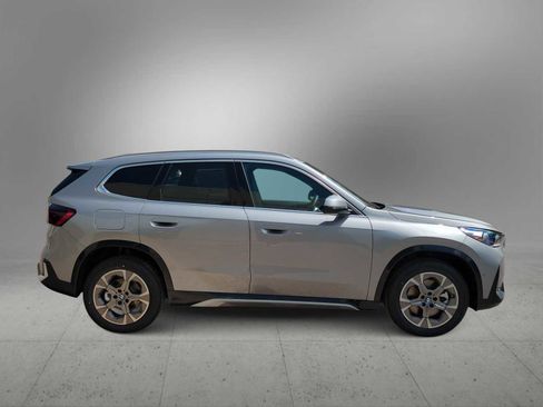 Used 2026 BMW X1 xDrive28i image 9