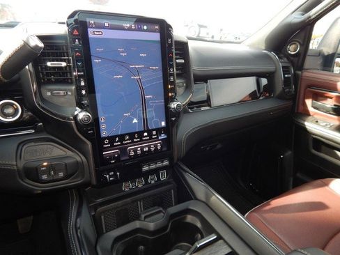 Used 2025 RAM 3500 Limited image 26