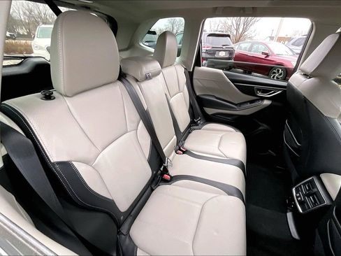 Certified 2024 Subaru Forester Limited image 30