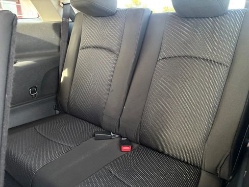 Used 2017 Dodge Journey SXT w/ Comfort/Convenience Group image 34