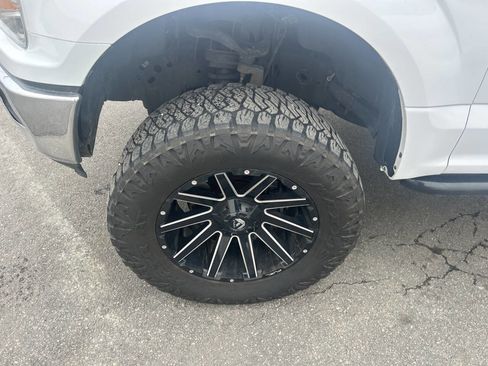 Used 2019 Ford F150 XLT w/ Trailer Tow Package image 24