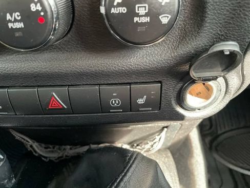 Used 2014 Jeep Wrangler Rubicon w/ Power Convenience Group AWD/4WD image 21