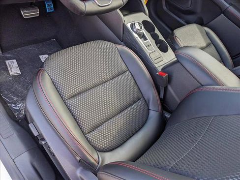 New 2024 Ford Escape ST-Line image 4