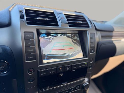 Used 2020 Lexus GX 460 Premium w/ Premium Package AWD/4WD image 24