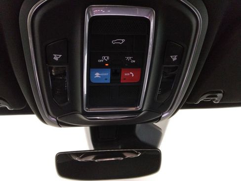 Used 2022 Jeep Wagoneer Series I image 28