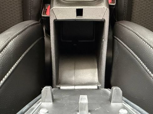 Used 2022 Jeep Compass Latitude FWD image 30