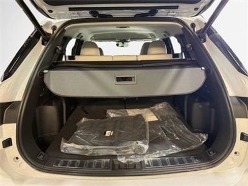 New 2025 Mitsubishi Outlander SE image 24