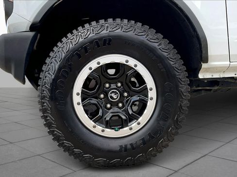 Used 2022 Ford Bronco 4-Door w/ Sasquatch Package AWD/4WD image 10