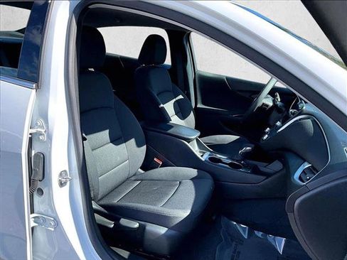Used 2024 Chevrolet Malibu LS image 7