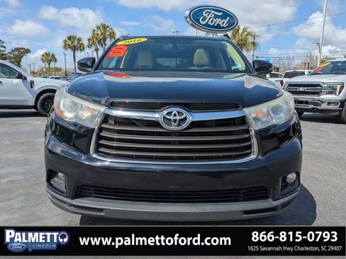 Used 2016 Toyota Highlander XLE image 8
