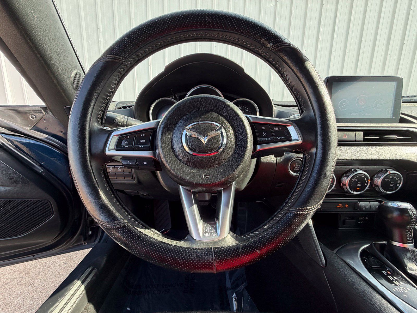 Used 2021 MAZDA MX-5 Miata RF Grand Touring RWD image 12