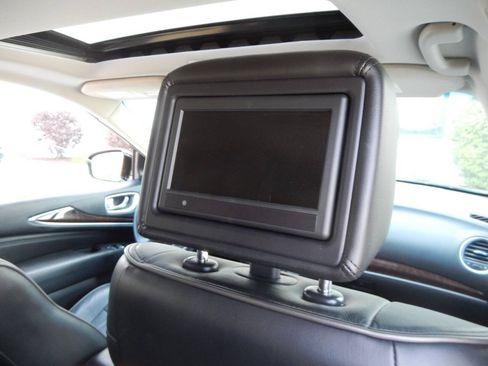 Used 2015 INFINITI QX60 Luxe w/ Deluxe Touring Package AWD/4WD image 40