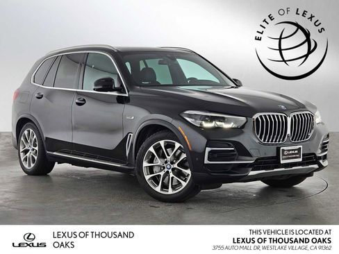 Used 2022 BMW X5 xDrive45e w/ Climate Comfort Package image 1