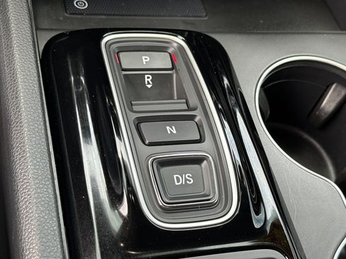 Certified 2025 Honda Pilot EX-L image 33