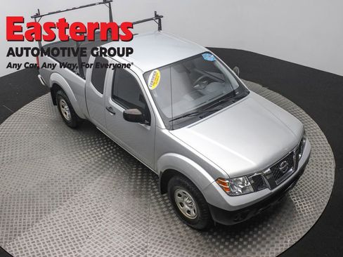 Used 2019 Nissan Frontier S image 3