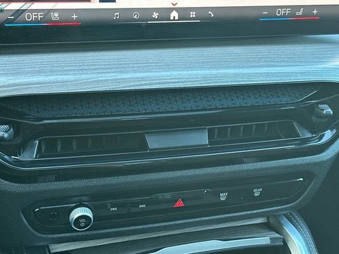 Used 2025 BMW i4 eDrive40 w/ M Sport Package RWD image 23