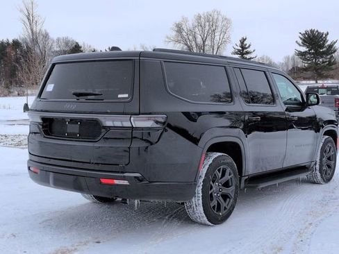 New 2026 Jeep Grand Wagoneer L Limited AWD/4WD image 5