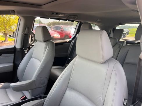 Used 2019 Honda Odyssey EX-L image 13