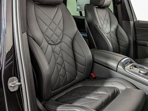 Certified 2023 BMW X5 xDrive45e w/ Parking Assistance Package image 37