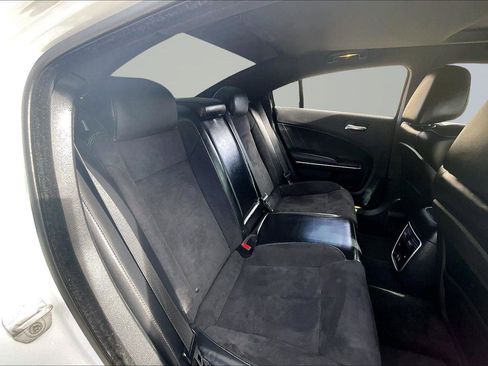 Used 2015 Dodge Charger R/T image 27