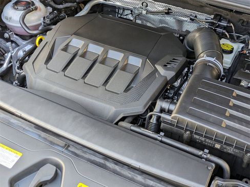 Used 2023 Audi Q3 2.0T Premium Plus w/ Premium Plus Package image 24