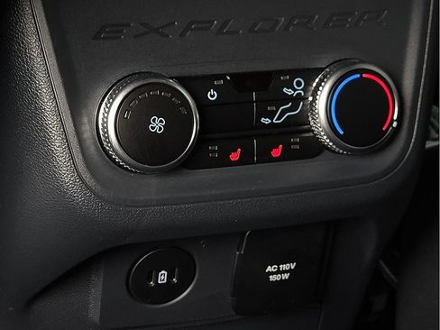 Used 2025 Ford Explorer ST RWD image 11