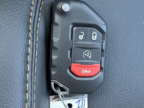 New 2026 Jeep Wrangler Unlimited Sahara w/ Safety Group AWD/4WD image 32