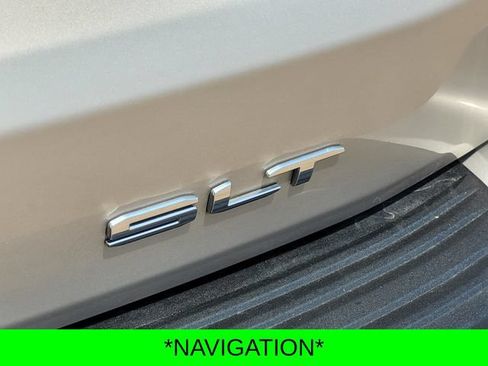 Used 2023 GMC Yukon SLT w/ SLT Luxury Package RWD image 10