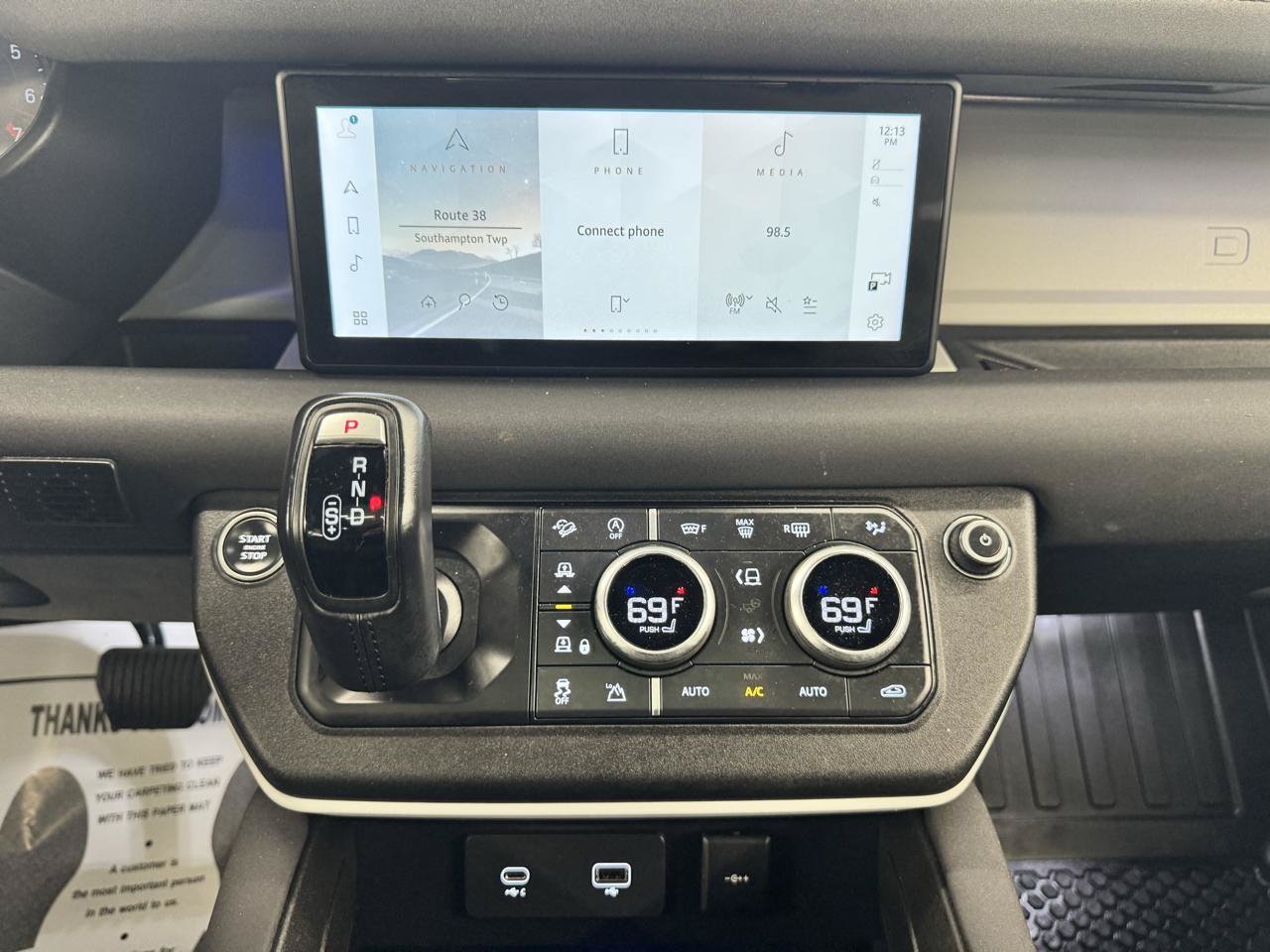 Used 2023 Land Rover Defender 110 X-Dynamic SE AWD/4WD image 27