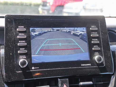 Used 2022 Toyota Camry LE FWD image 33