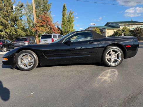 Used 2000 Chevrolet Corvette Convertible image 6