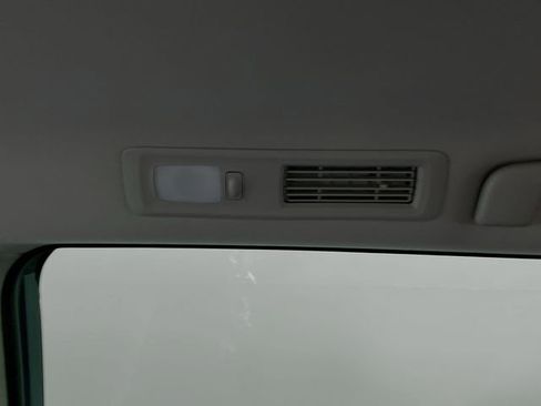 New 2026 Nissan Pathfinder SL image 15