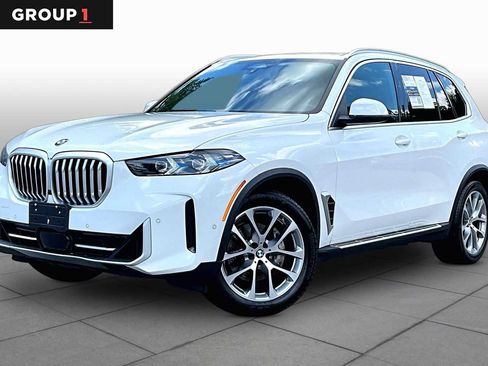 Used 2026 BMW X5 xDrive40i AWD/4WD image 1