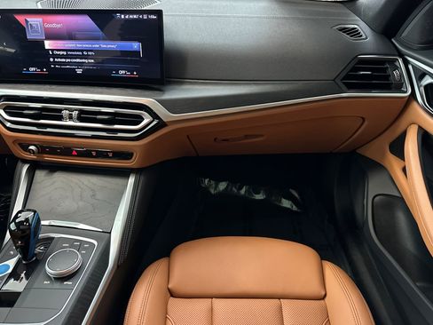 Certified 2022 BMW i4 eDrive40 w/ M Sport Package image 29