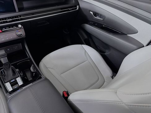 Used 2025 Hyundai Santa Cruz SEL FWD image 28