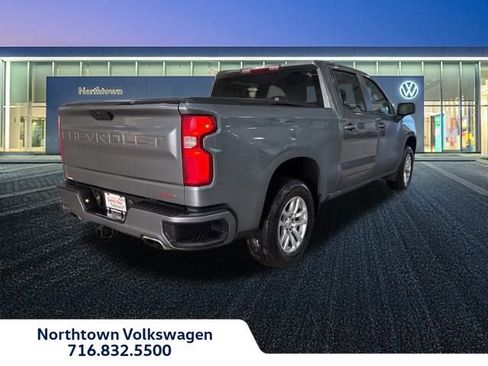 Used 2022 Chevrolet Silverado 1500 RST image 3