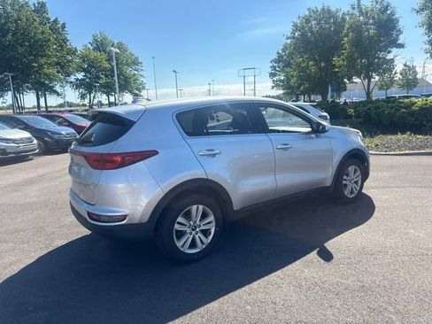 Used 2018 Kia Sportage LX FWD image 12
