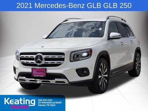 Used 2021 Mercedes-Benz GLB 250 image 2