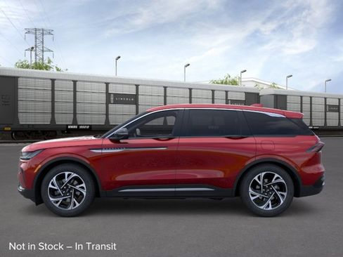 New 2026 Lincoln Nautilus Premier AWD/4WD image 3