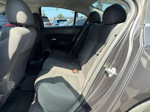Used 2015 Chevrolet Cruze LT w/ Sun And Sound Package FWD image 33