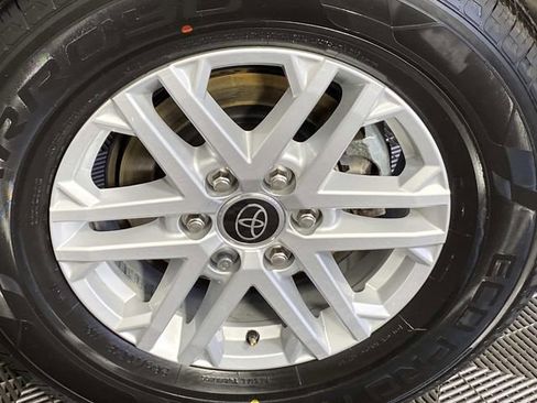 Used 2023 Toyota Tundra SR5 w/ SR5 Premium Package image 27