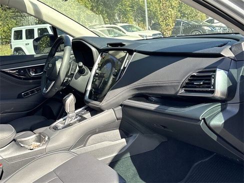 Certified 2025 Subaru Outback Limited w/ Popular Package #2 image 21