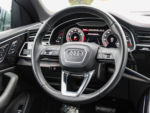 Used 2021 Audi Q8 Premium Plus w/ Premium Plus Package image 16