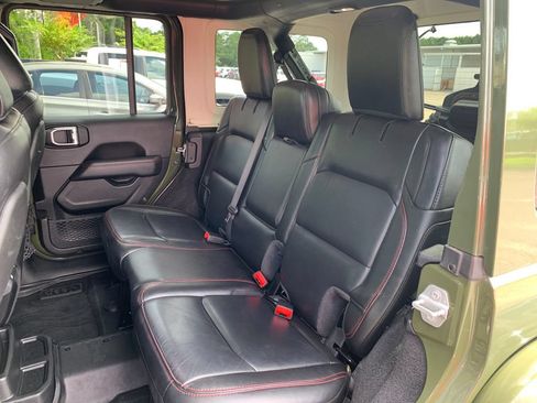 Used 2021 Jeep Wrangler Unlimited Rubicon AWD/4WD image 19