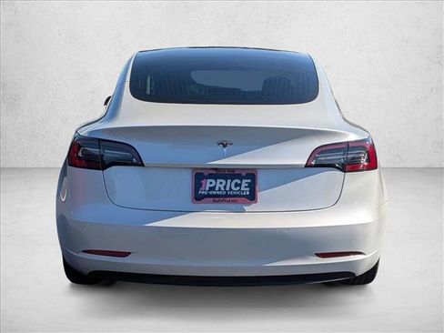 Used 2020 Tesla Model 3 Standard Range Plus image 6