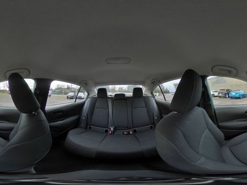 Used 2023 Toyota Corolla LE image 40