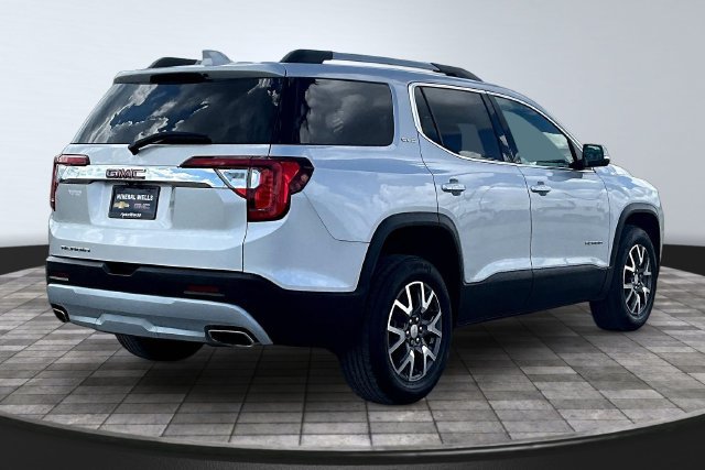 Used 2020 GMC Acadia SLE w/ Driver Convenience Package FWD image 7